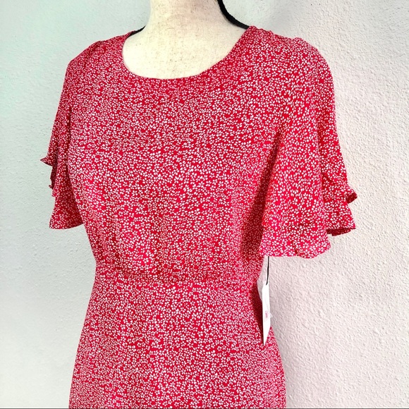 Floral Retro Red Flutter Sleeve Sun Dress - Picture 2 of 6